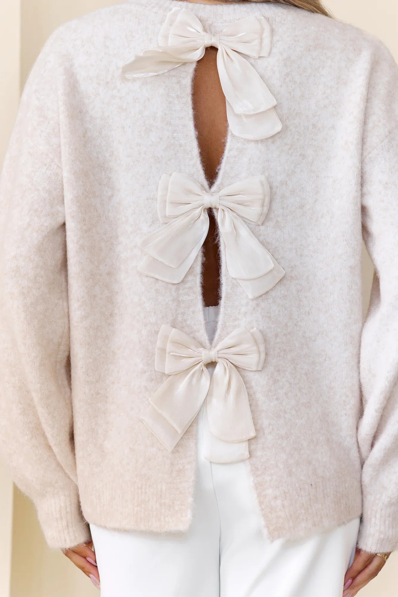 Detailed Back Knit Sweater Oatmeal