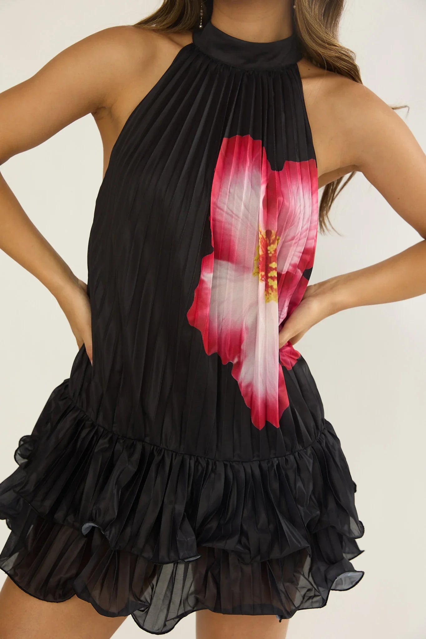 Naelle Accordion Pleat Ruffle Mini Dress Hibiscus Black